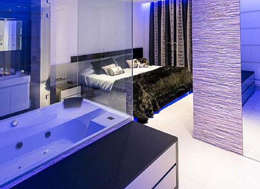 New Build - Detached House / Villa -
San Bernardo