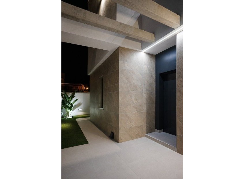 New Build - Detached House / Villa -
San Miguel de Salinas - BLUE LAGOON