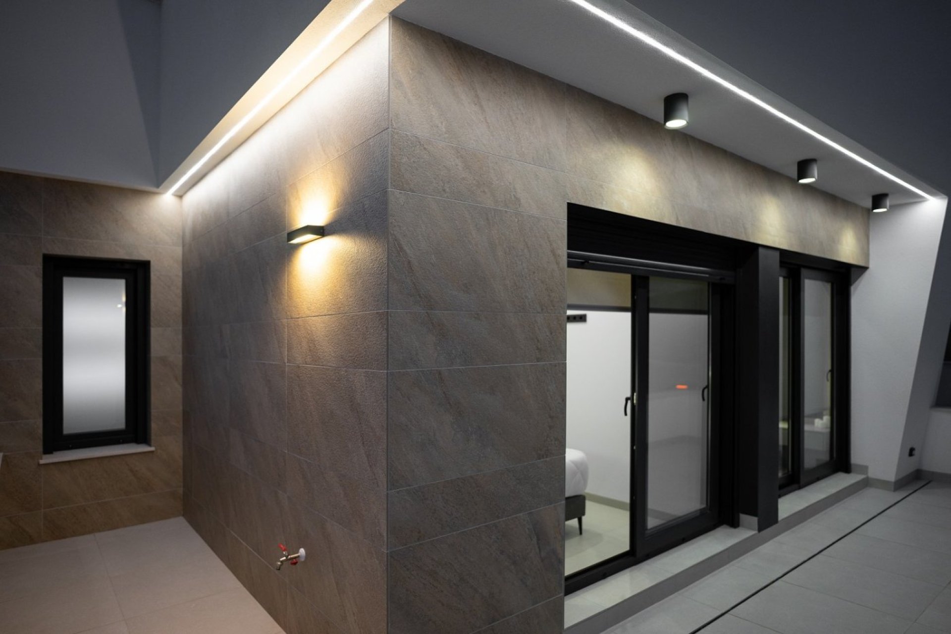 New Build - Detached House / Villa -
San Miguel de Salinas - BLUE LAGOON