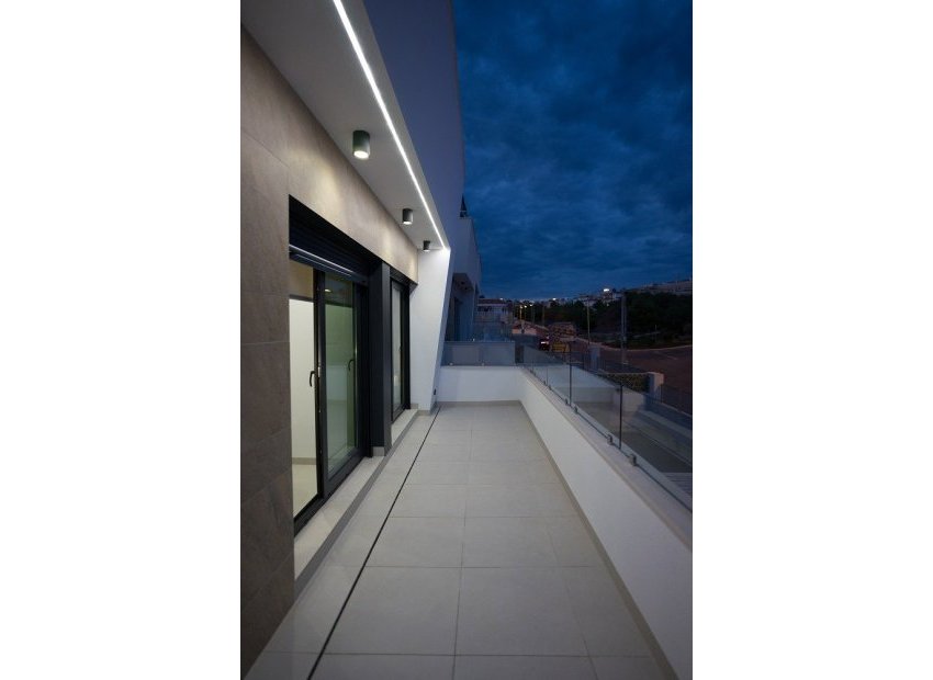 New Build - Detached House / Villa -
San Miguel de Salinas - BLUE LAGOON