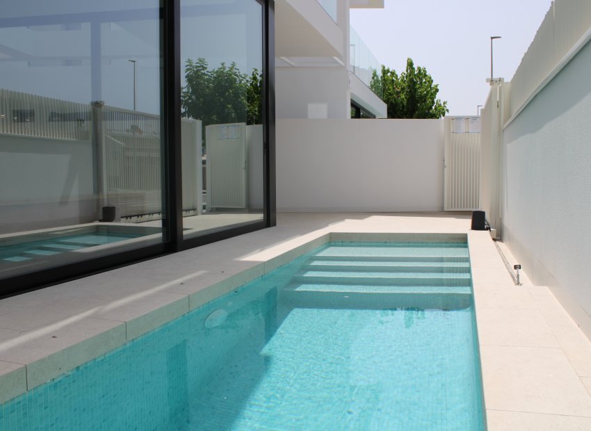New Build - Detached House / Villa -
Torre de la Horadada