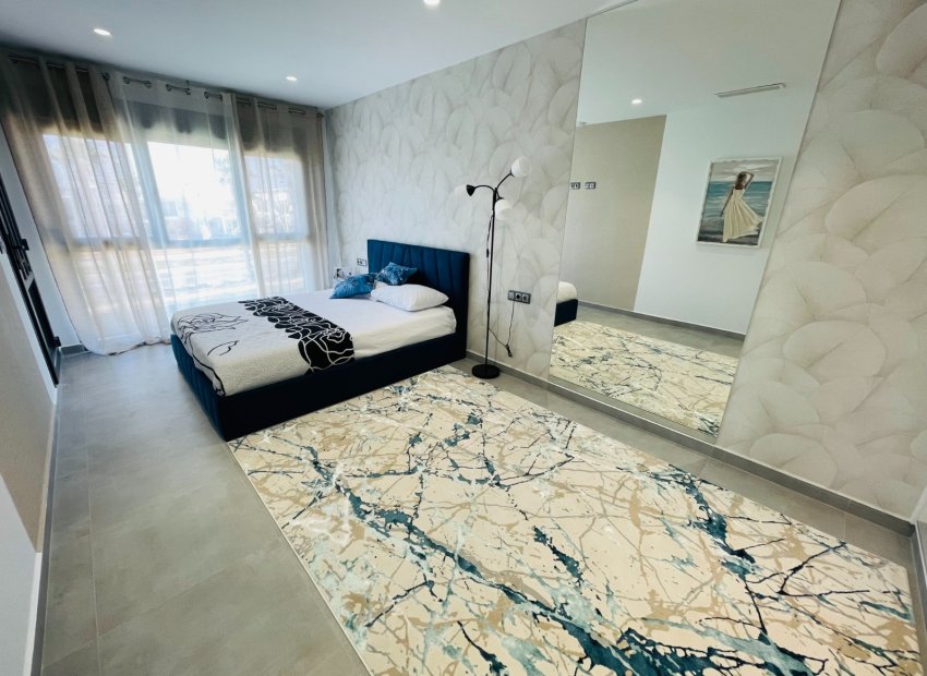 New Build - Detached House / Villa -
Torrevieja