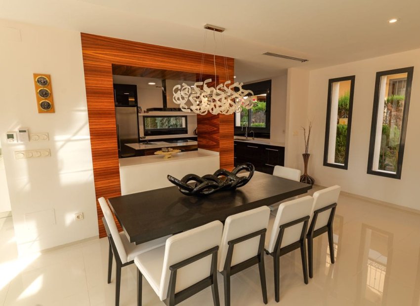 New Build - Detached House / Villa -
Torrevieja