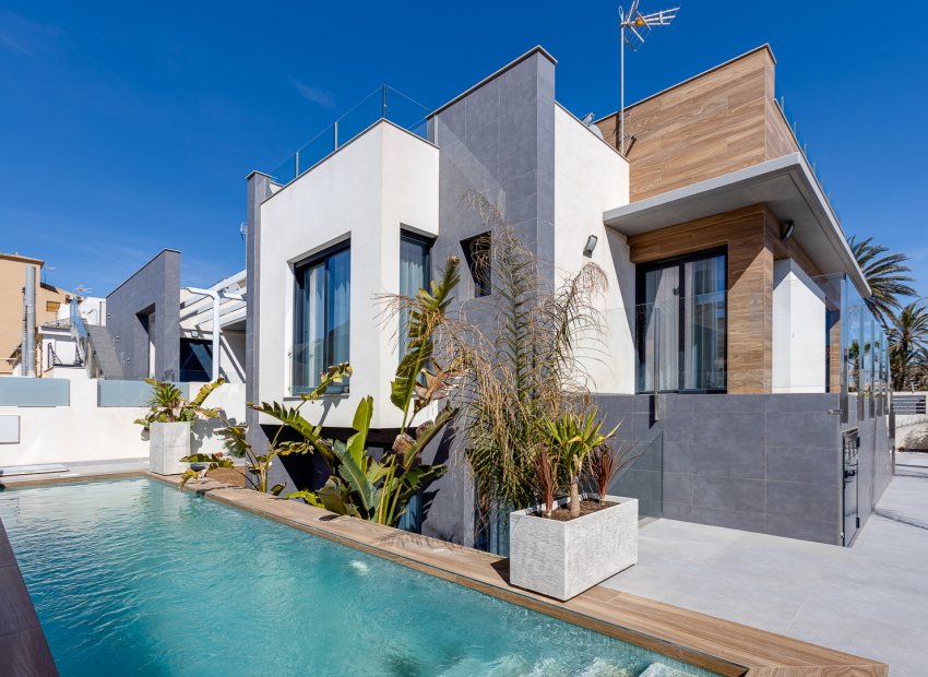 New Build - detached -
La Mata