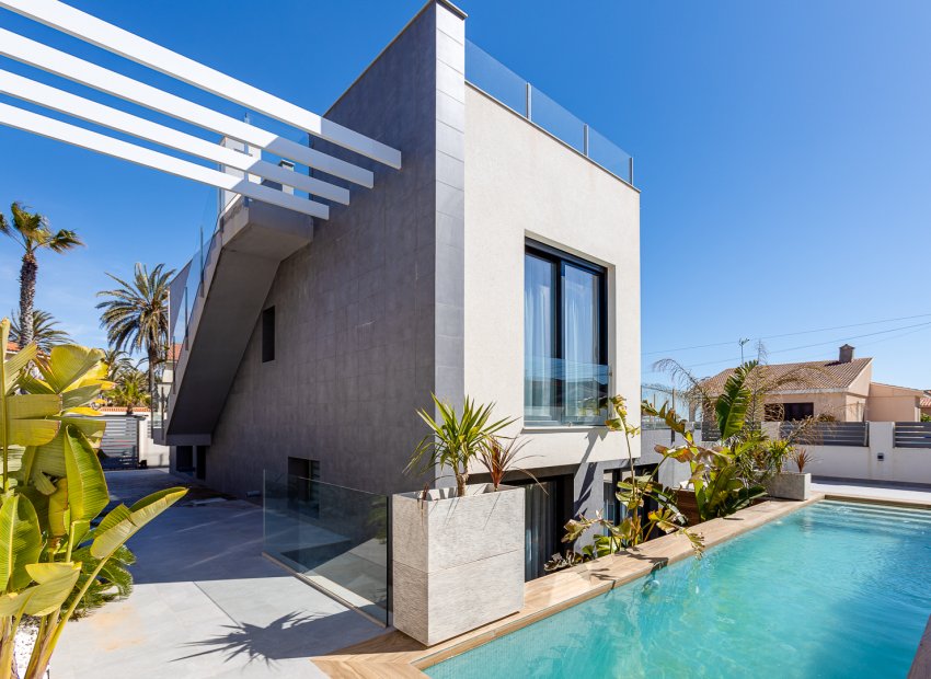 New Build - detached -
La Mata