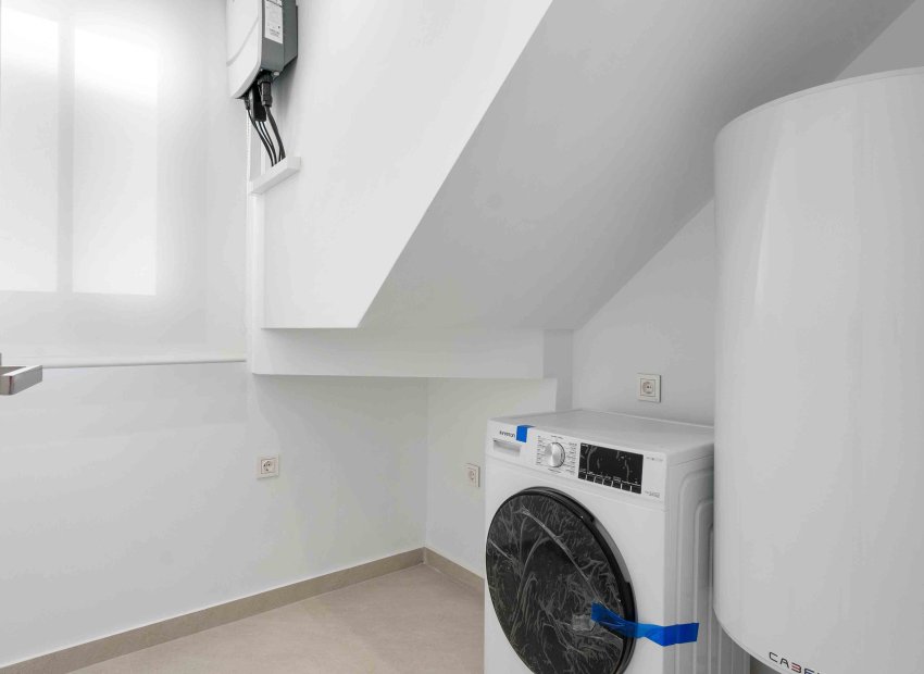 New Build - detached -
Rojales