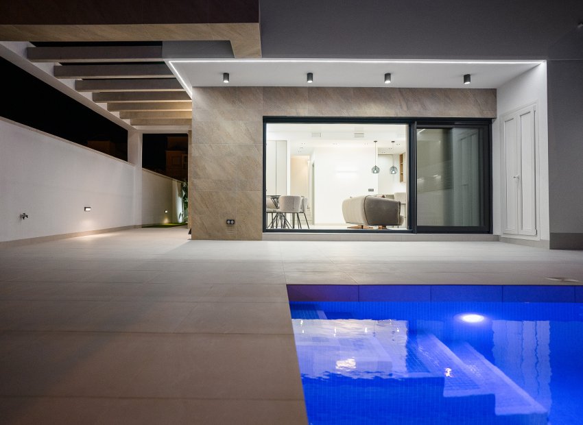 New Build - detached -
San Miguel de Salinas