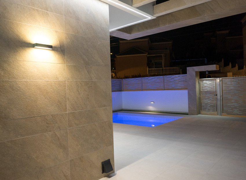 New Build - detached -
San Miguel de Salinas