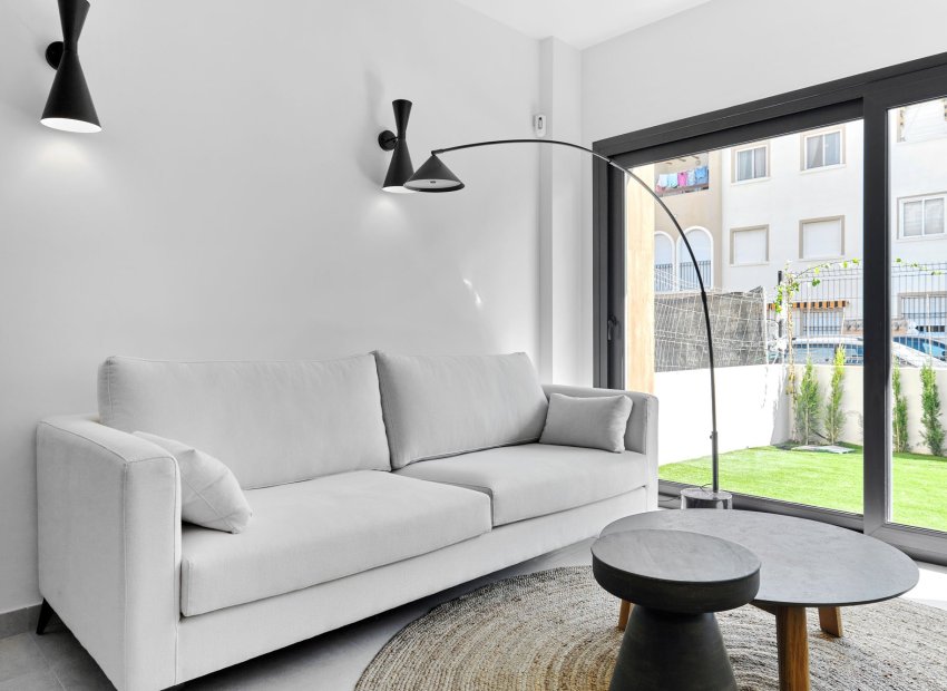 New Build - High-bungalow -
Torrevieja