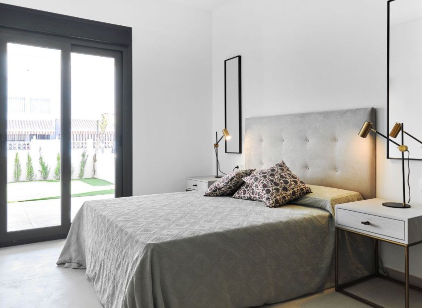 New Build - High-bungalow -
Torrevieja