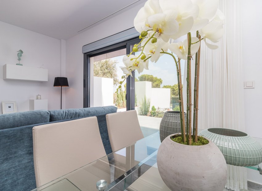 New Build - High-bungalow -
Torrevieja