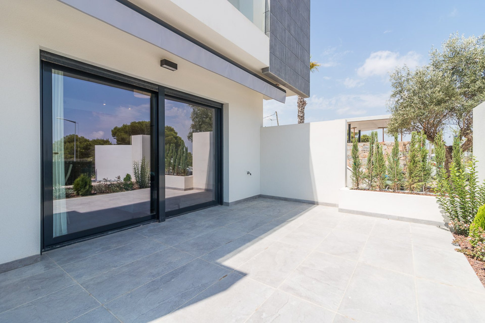 New Build - High-bungalow -
Torrevieja