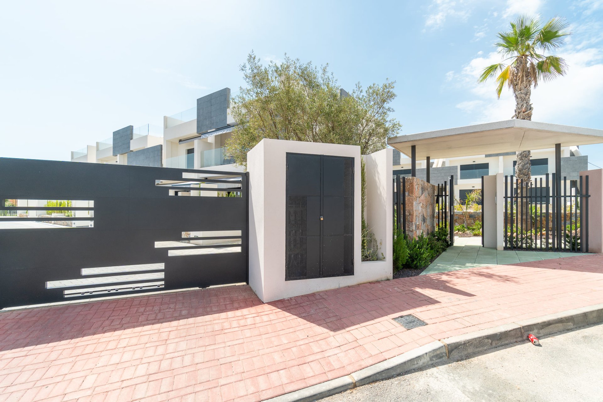 New Build - High-bungalow -
Torrevieja