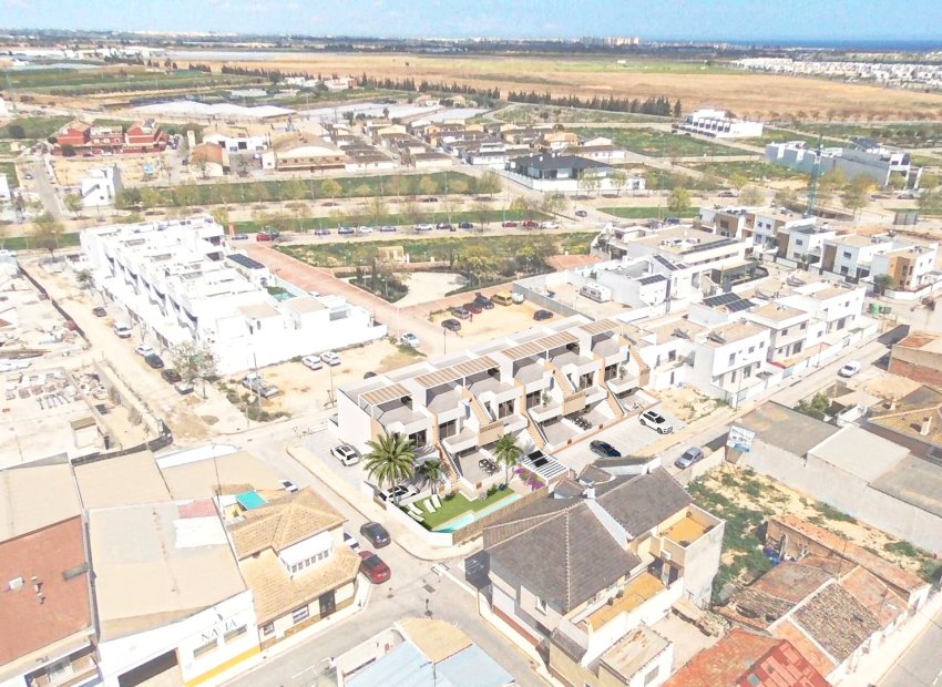 New Build - low-bungalow -
Pilar de la Horadada
