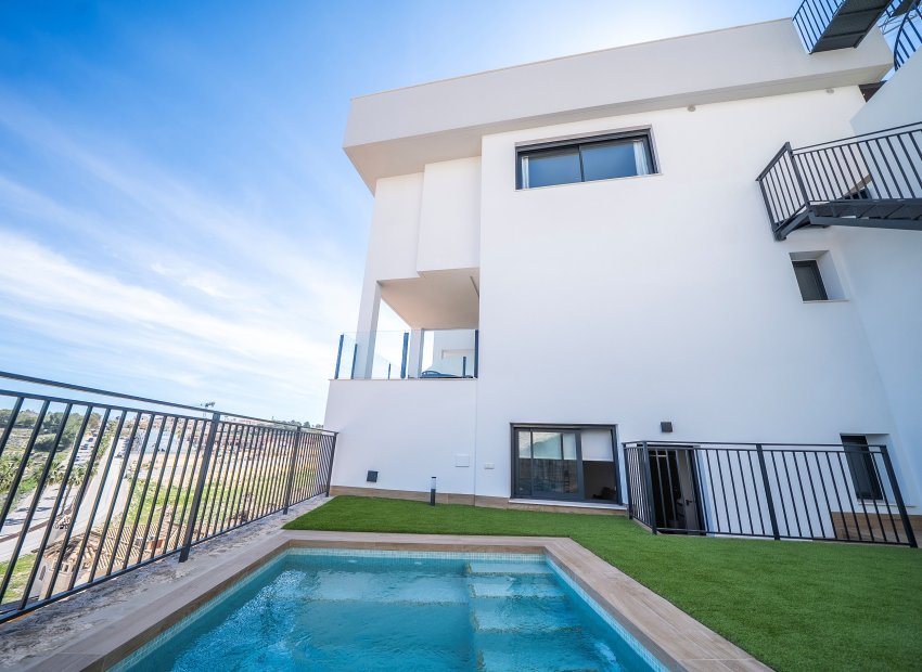 New Build - Semi - Detached Villa -
Algorfa