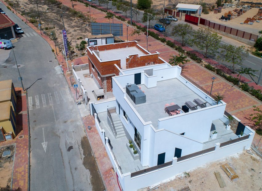 New Build - terraced -
Sucina