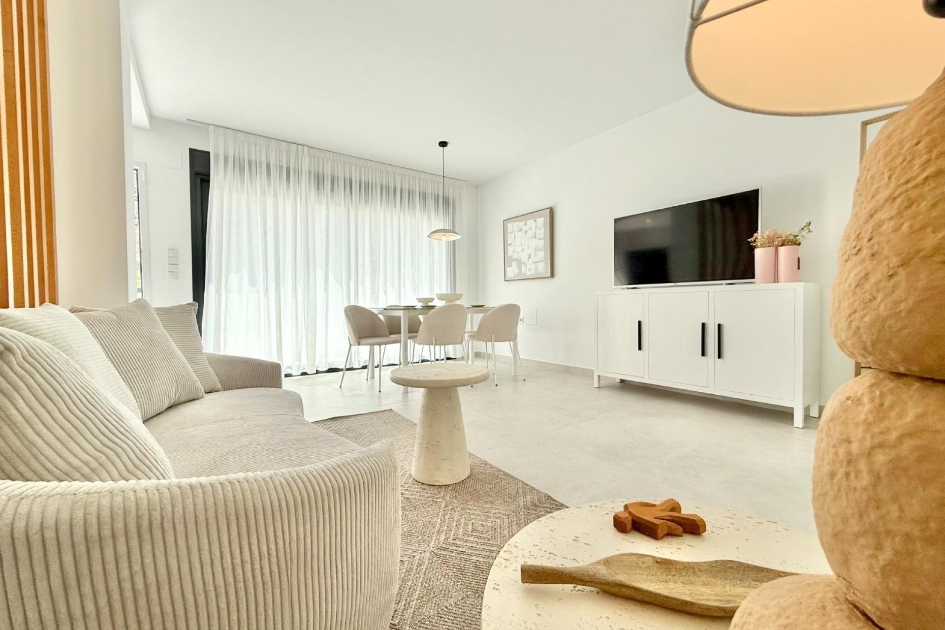 New Build - Town House -
Cox - San Fernando