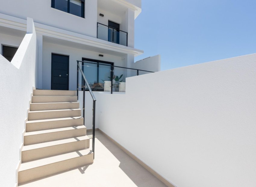 New Build - Town House -
Rafal - pueblo