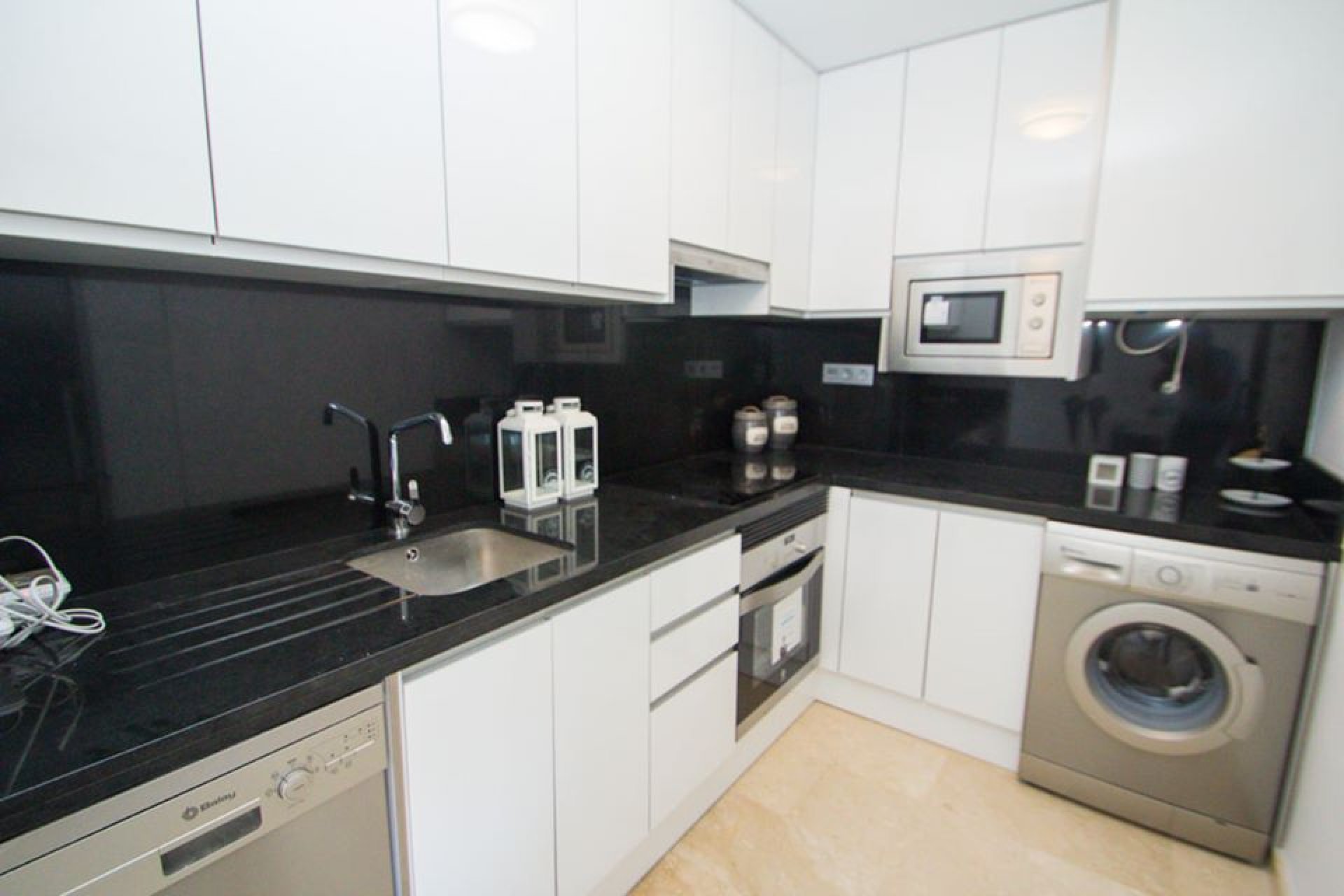 Nieuwbouw Woningen - Appartement -
Res. Las Filipinas