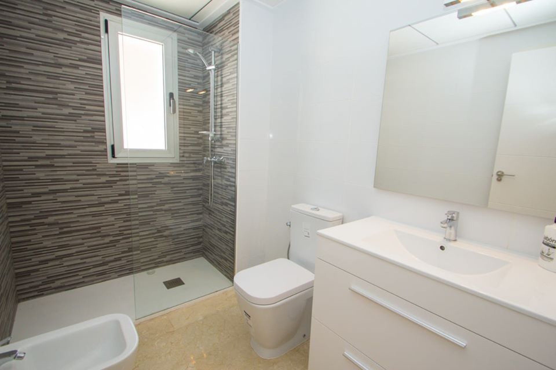 Nieuwbouw Woningen - Appartement -
Res. Las Filipinas