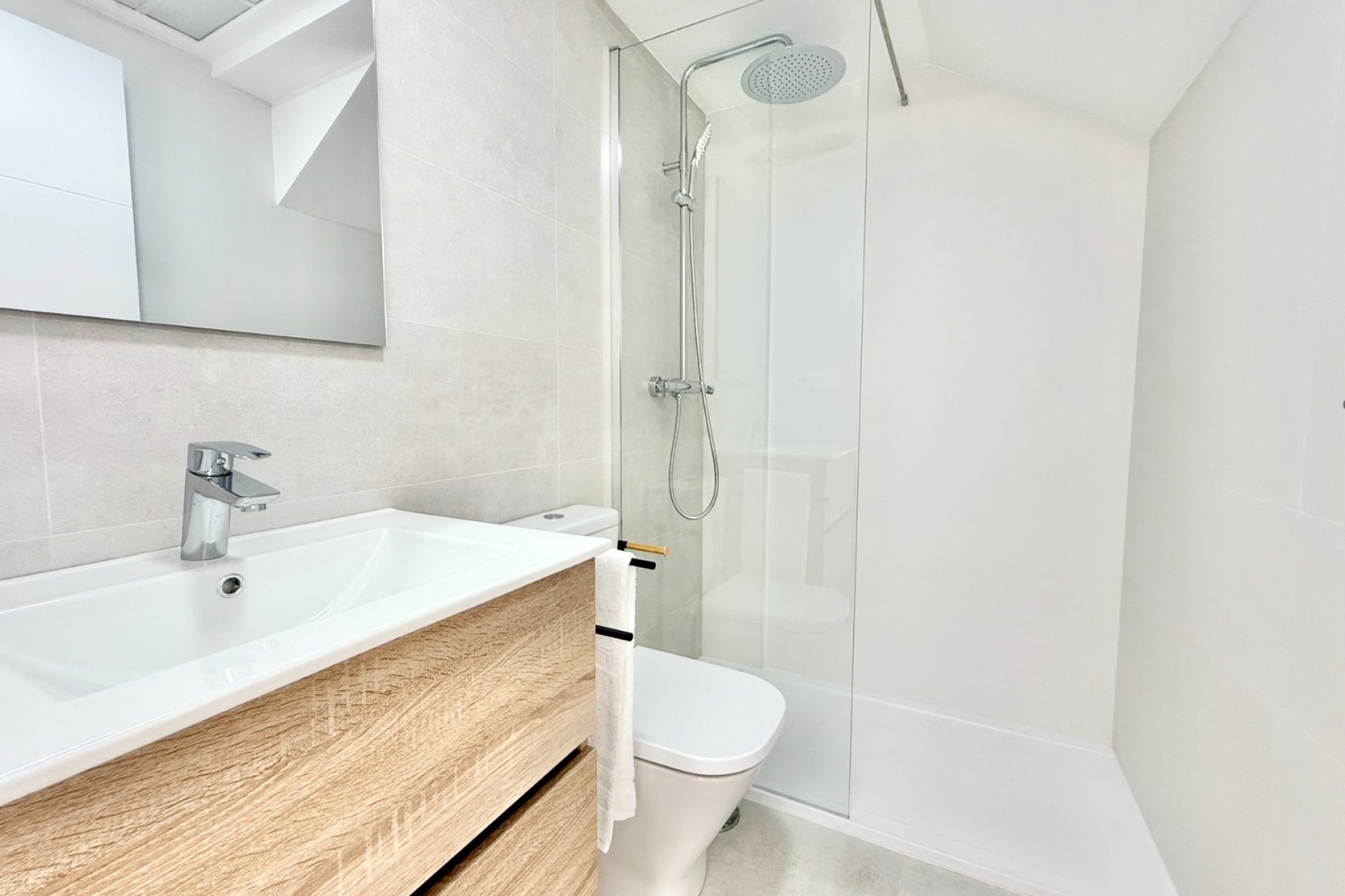 Nieuwbouw Woningen - Bungalow - Begane grond -
Cox