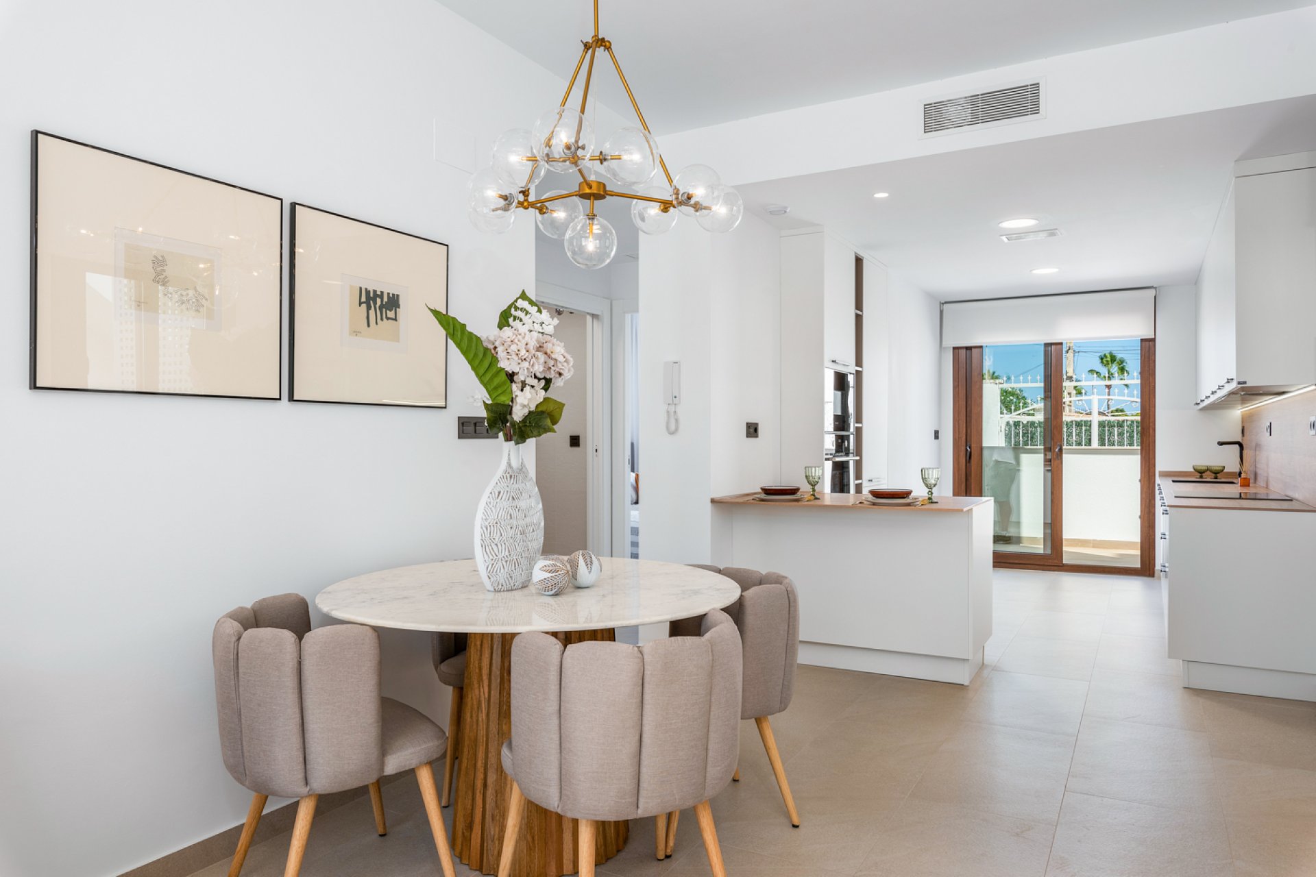 Nieuwbouw Woningen - Bungalow - Begane grond -
Torrevieja