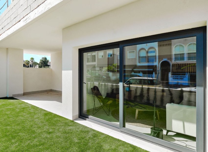 Nieuwbouw Woningen - Bungalow - Begane grond -
Torrevieja