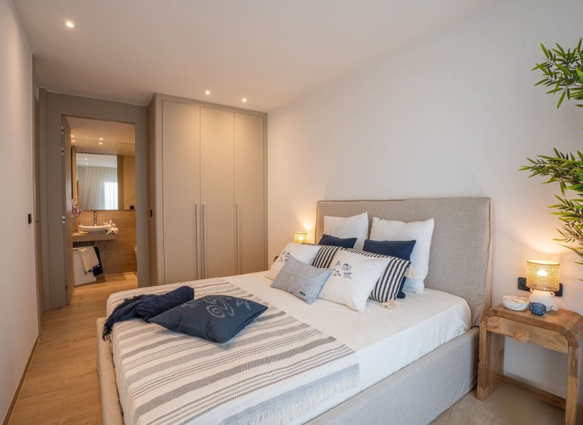 Nieuwbouw Woningen - Bungalow op verdieping -
La Finca Golf