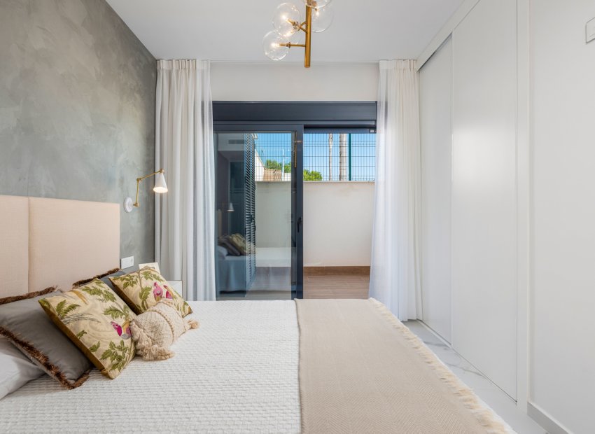 Nieuwbouw Woningen - Bungalow op verdieping -
San Miguel de Salinas