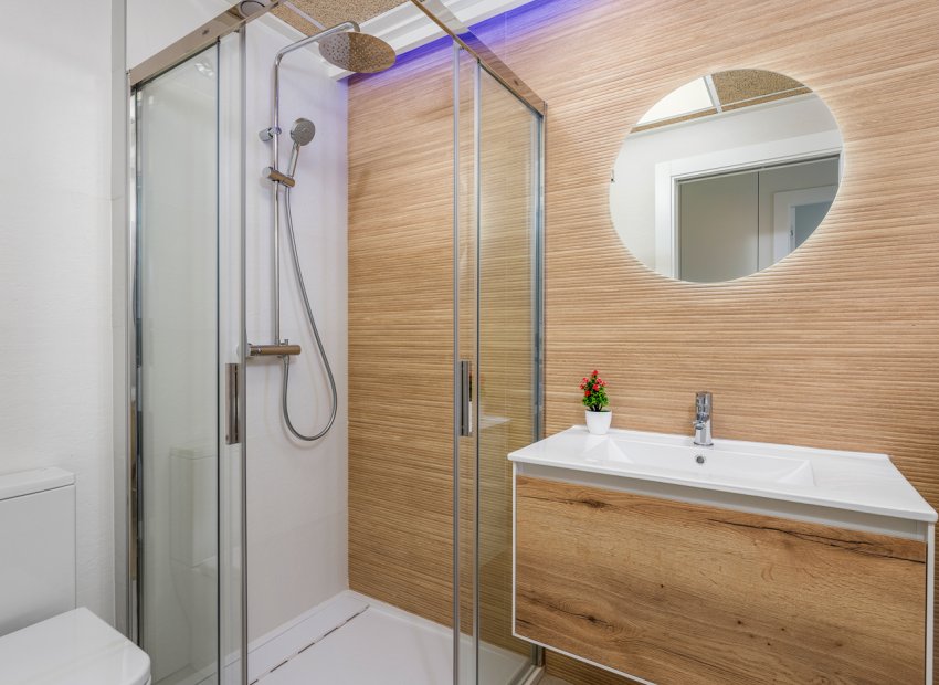 Nieuwbouw Woningen - Bungalow op verdieping -
Torrevieja