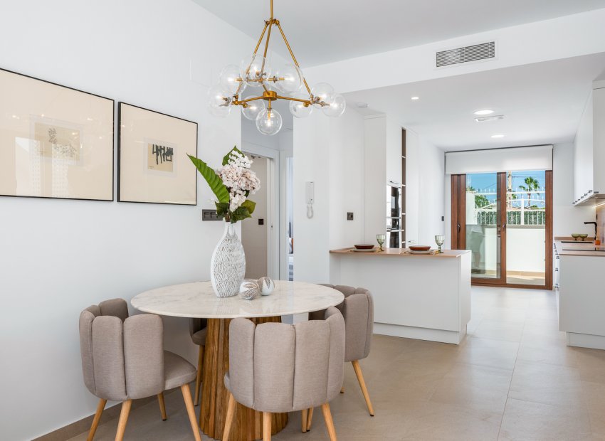 Nieuwbouw Woningen - Bungalow op verdieping -
Torrevieja