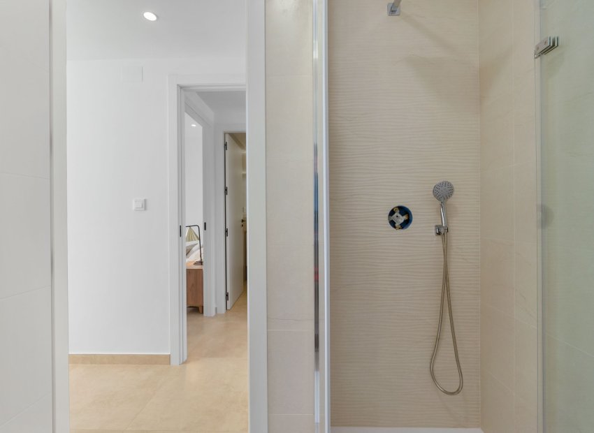 Nieuwbouw Woningen - Bungalow op verdieping -
Torrevieja