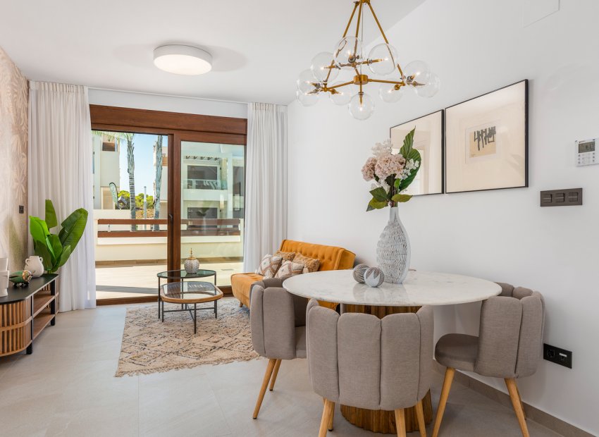 Nieuwbouw Woningen - Bungalow op verdieping -
Torrevieja