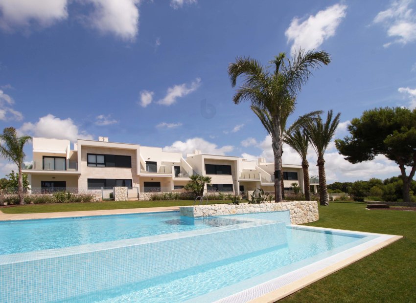 Nieuwbouw Woningen - gelijkvloers -
Pinar de Campoverde