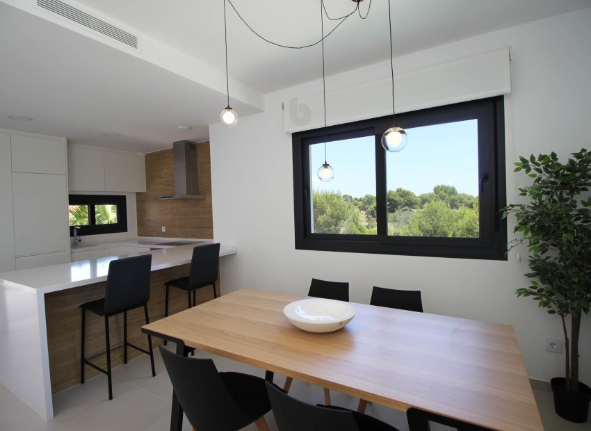 Nieuwbouw Woningen - gelijkvloers -
Pinar de Campoverde