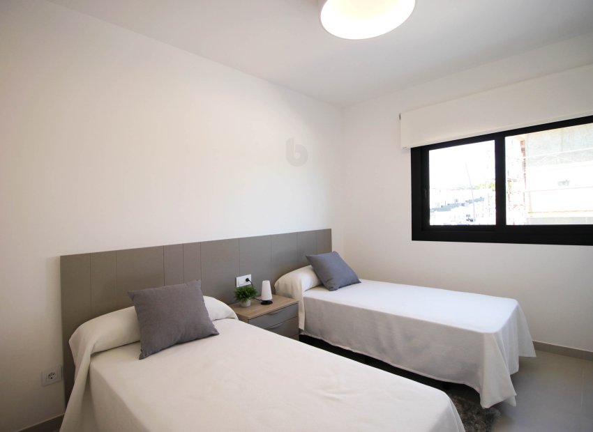 Nieuwbouw Woningen - gelijkvloers -
Pinar de Campoverde