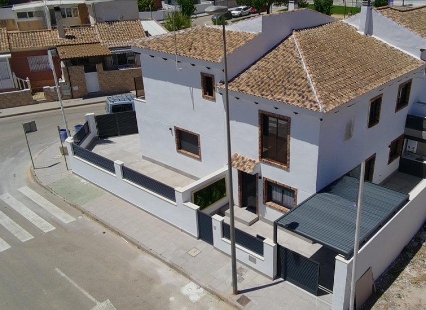 Nieuwbouw Woningen - Geschakelde Villa -
Pilar de la Horadada