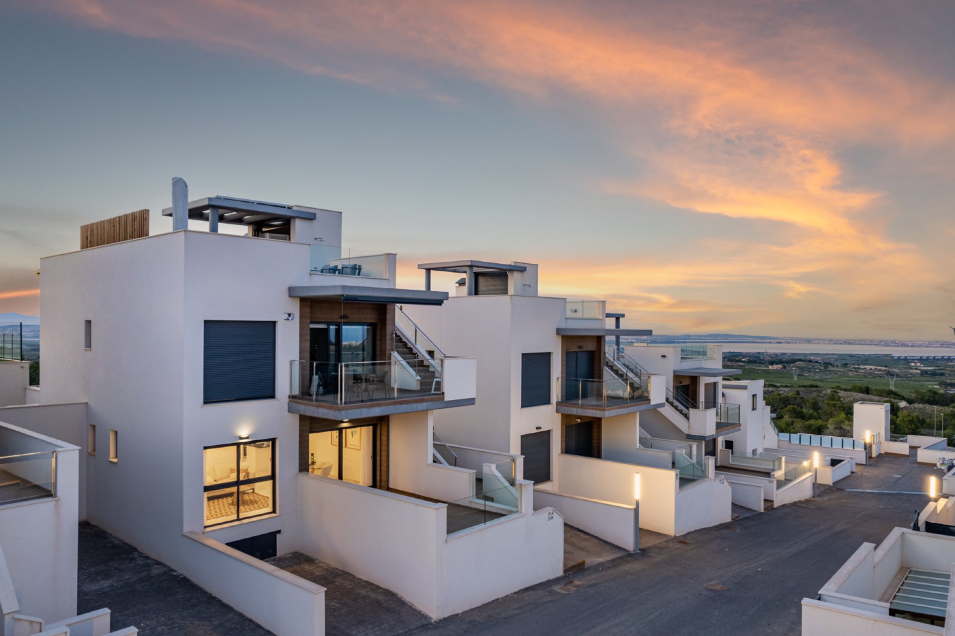 Nieuwbouw Woningen - high-bungalow -
San Miguel de Salinas
