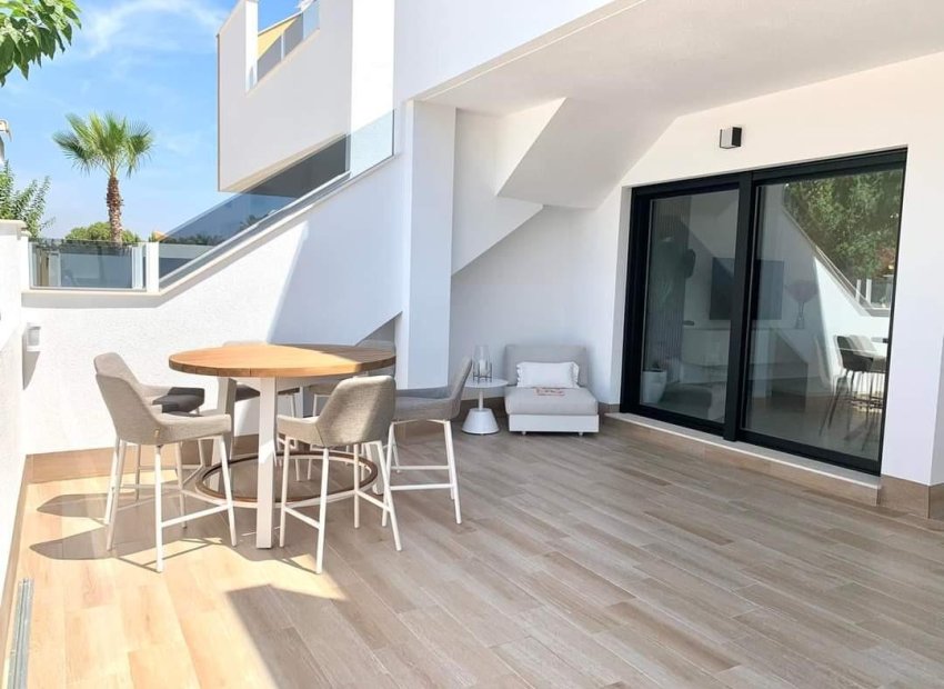 Nieuwbouw Woningen - Penthouse -
Pilar de la Horadada - pueblo