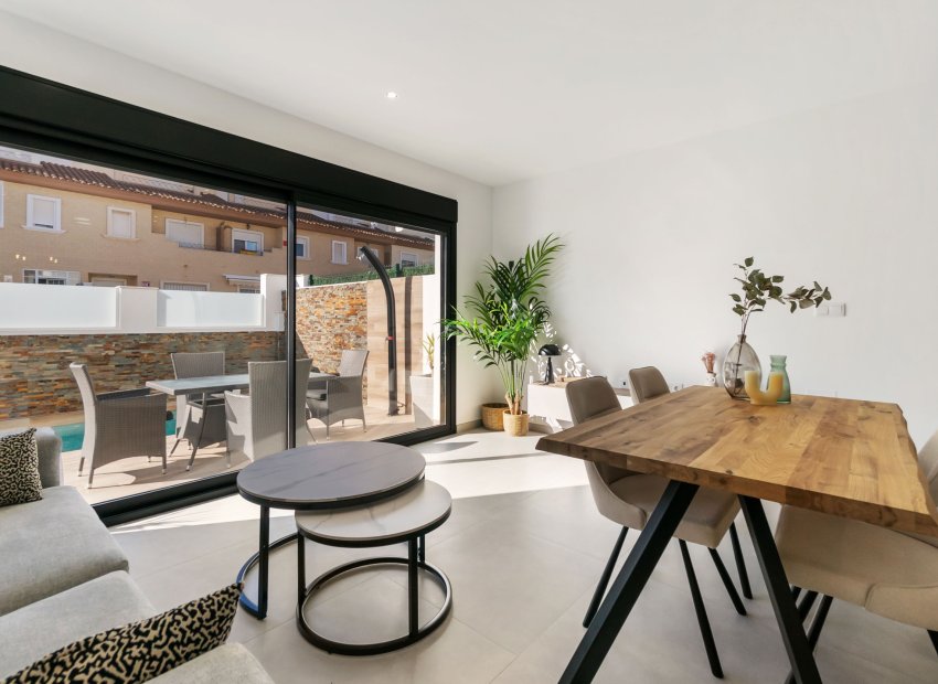 Nieuwbouw Woningen - Rijwoning -
Santiago de la Ribera - Santiago De La Ribera