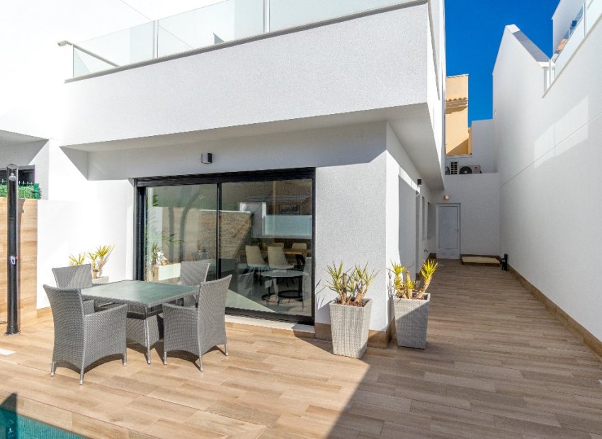 Nieuwbouw Woningen - Rijwoning -
Santiago de la Ribera - Santiago De La Ribera