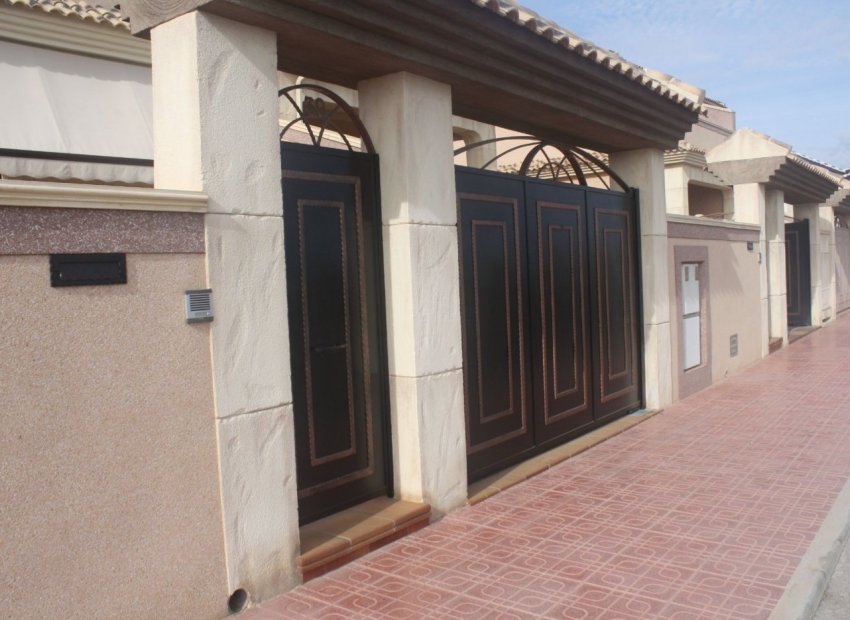 Nieuwbouw Woningen - Rijwoning -
Torrevieja - Los Altos