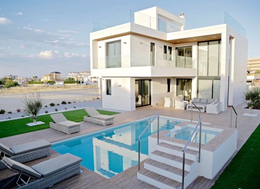 Nieuwbouw Woningen - Villa -
Dehesa de Campoamor