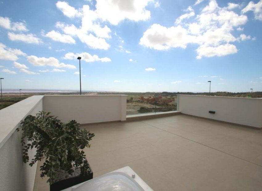 Nieuwbouw Woningen - Villa -
Orihuela Costa - Campoamor