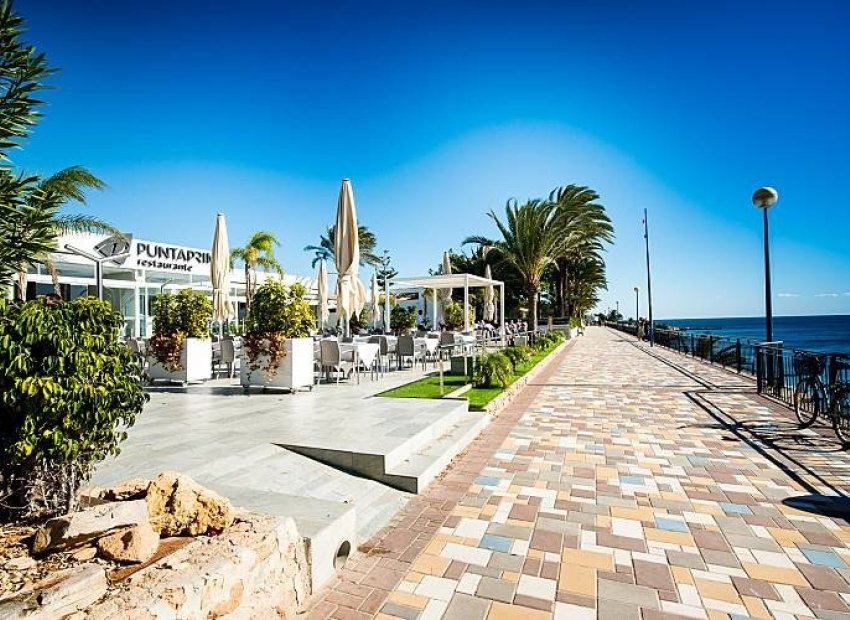 Nieuwbouw Woningen - Villa -
Orihuela Costa - Punta Prima