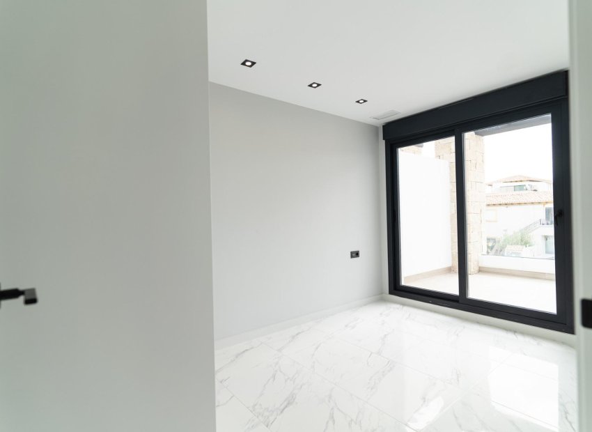 Nieuwbouw Woningen - Villa -
Orihuela Costa - Punta Prima