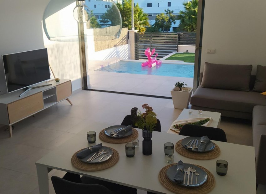 Nieuwbouw Woningen - Villa -
Orihuela Costa - Villamartín