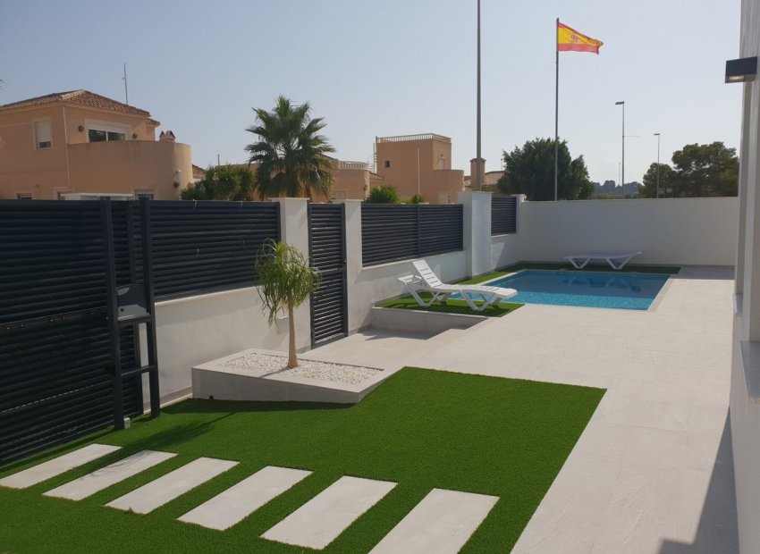 Nieuwbouw Woningen - Villa -
Pilar de la Horadada - Pinar de Campoverde