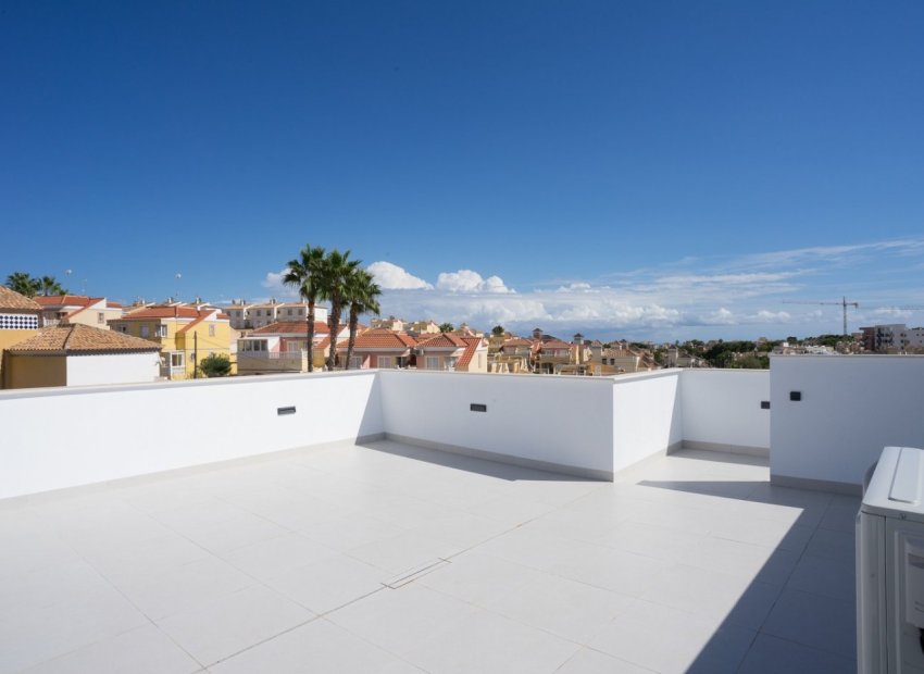 Nieuwbouw Woningen - Villa -
San Miguel de Salinas - BLUE LAGOON