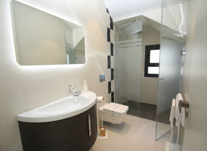 Nieuwbouw Woningen - Villa -
San Miguel de Salinas